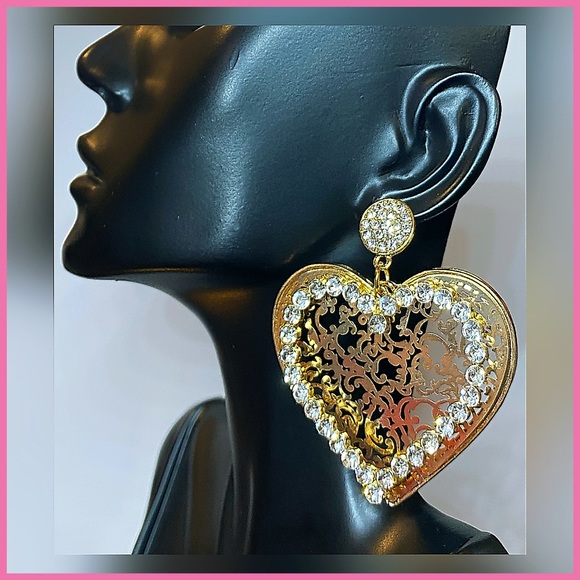 nOir Jewelry Jewelry - 🏷 🆕 Noir Gold Heart Earring + Sparkling Gems
